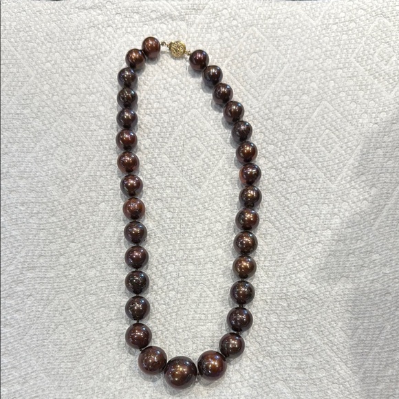 Elegant Brown Beaded Necklace